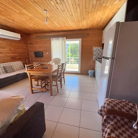 Parlak Evleri Hotel apartamentowy *
